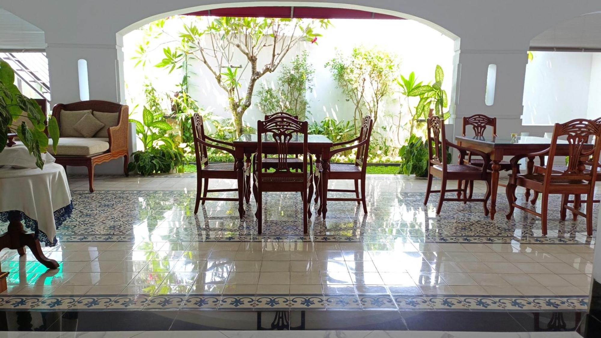Hotel Griya Asih Yogyakarta Esterno foto